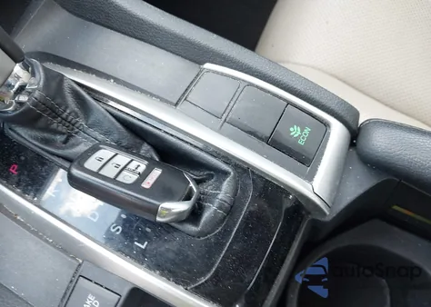 2016 Honda Civic Touring из США, поврежденный, VIN 19XFC1F90GE009005